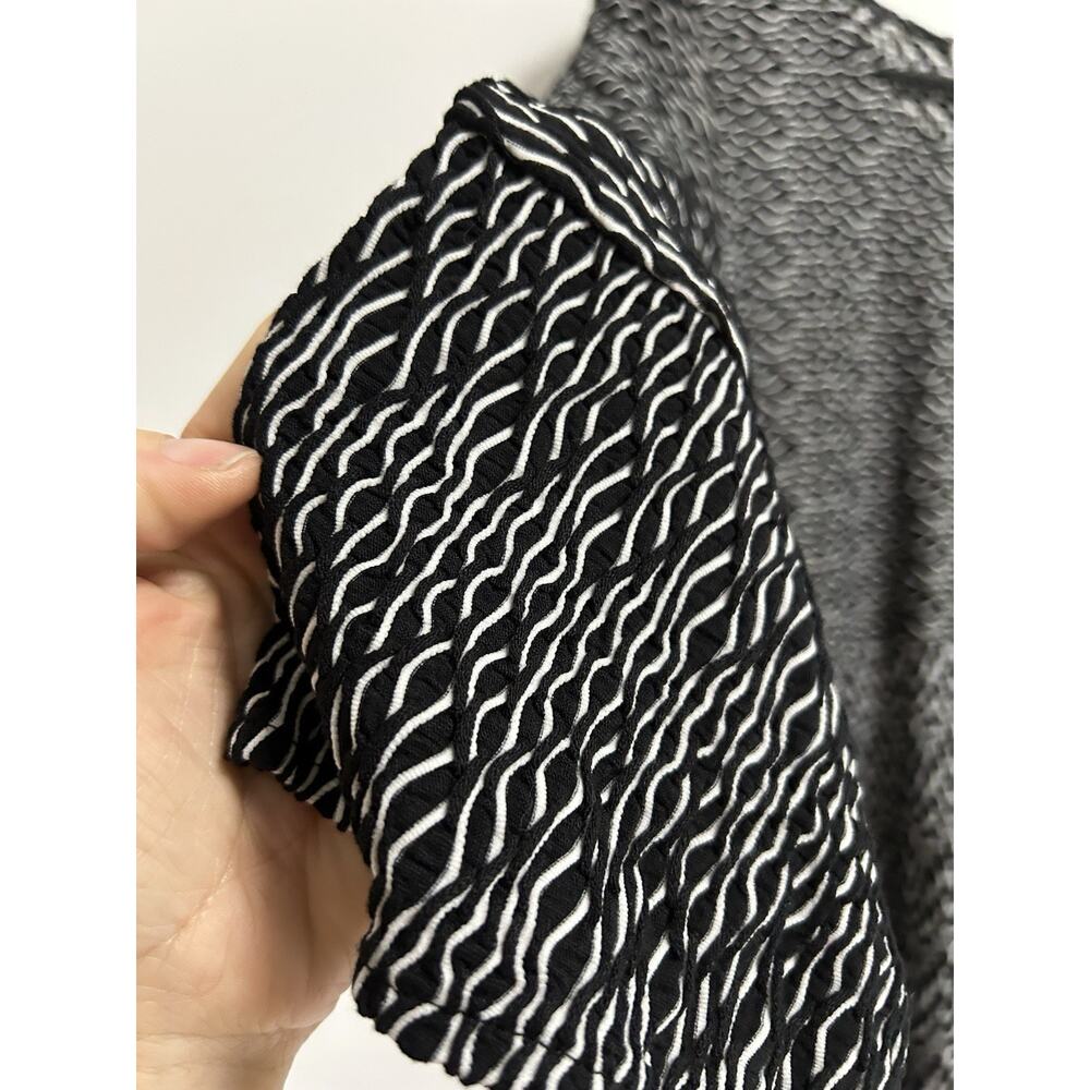 HABITAT Asymetrical Tee Top Women Size S Textured Print Tunic Boho Relaxed Long - Picture 3 of 9